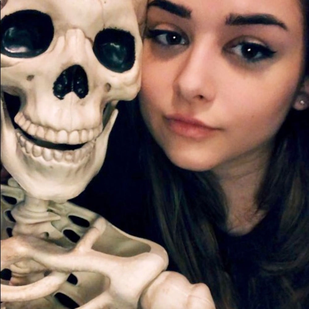 Meet your Posher, Logan